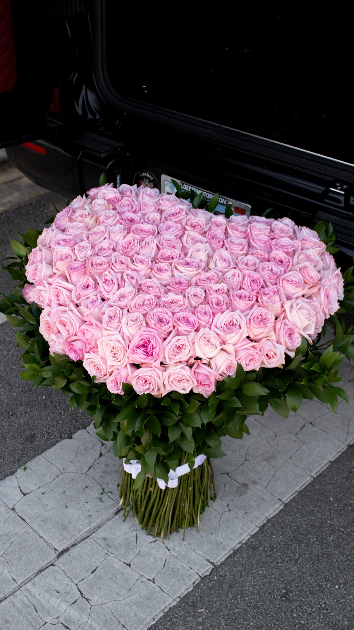 125 Roses Heart-Shaped Flower Arrangement